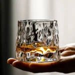 Verre à whisky rotatif vague